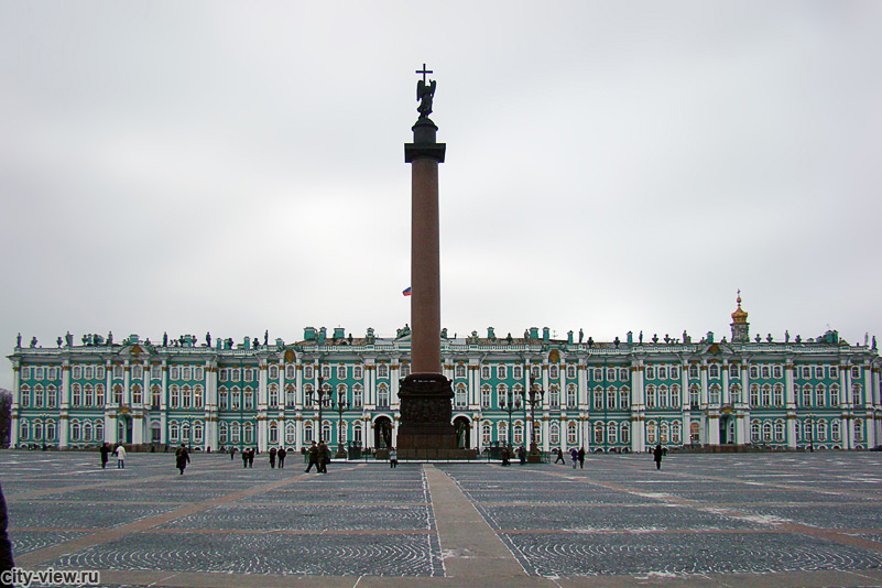 Дворцовая площадь, Александровская колонна, Зимний дворец