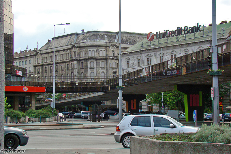 Западная площадь в Будапеште