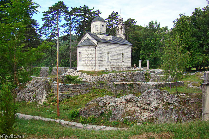 Дворцовая церковь, построенная на развалинах Старого Цетинского монастыря