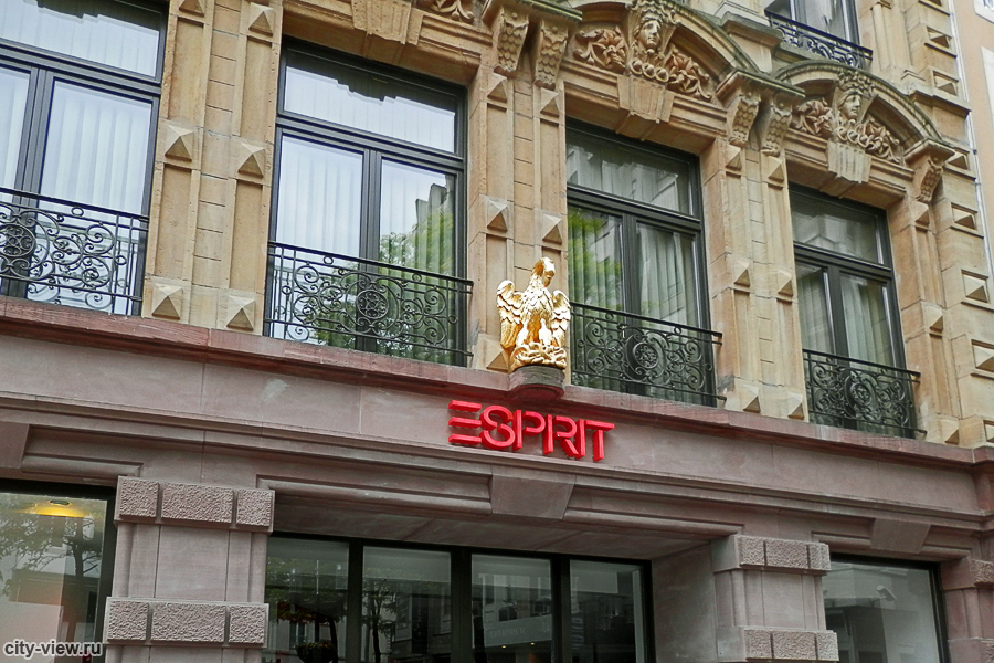 Люксембург, магазин Esprit