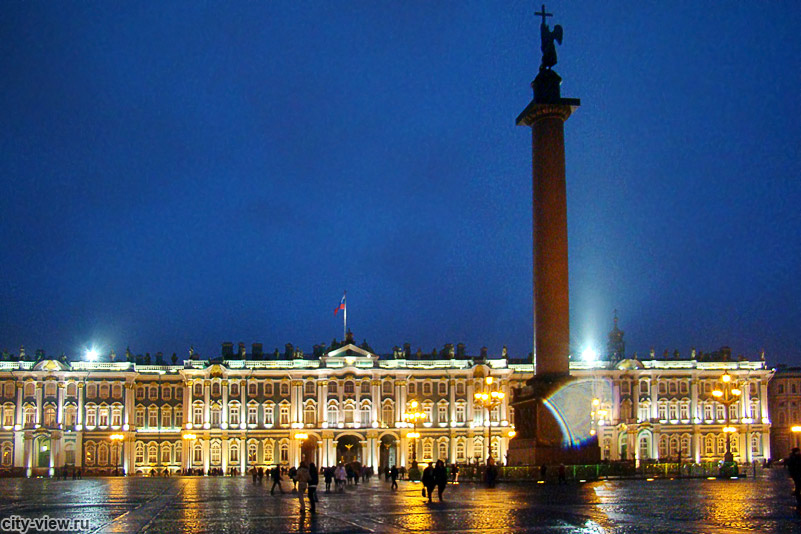 Дворцовая площадь. Зимний дворец и Александровская колонна