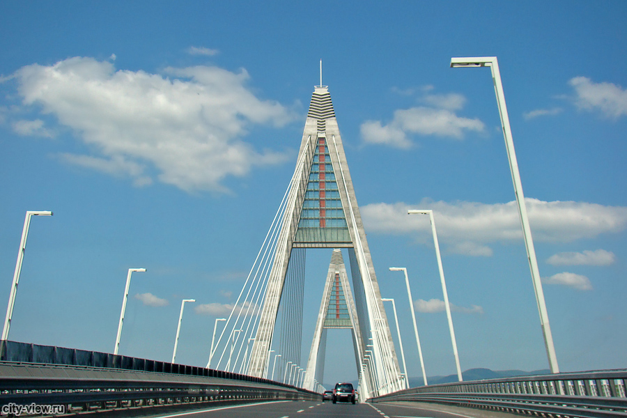 мост Megyeri