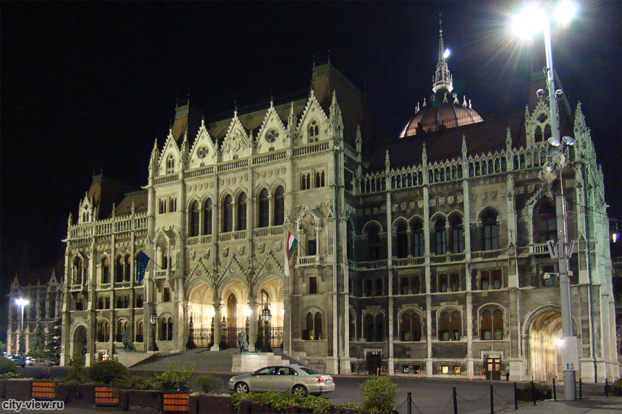Здание Венгерского парламента в Будапеште