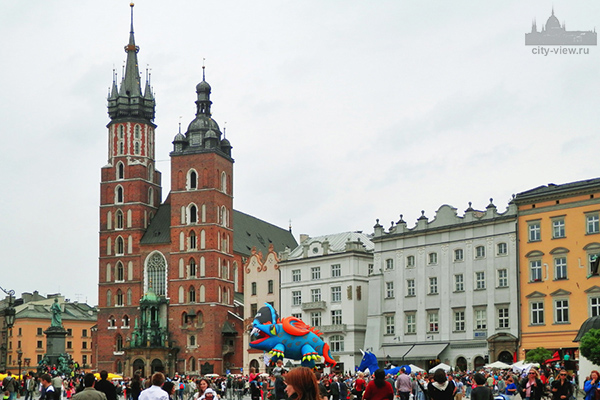 Мариацкий собор на Рыночной площади Кракова