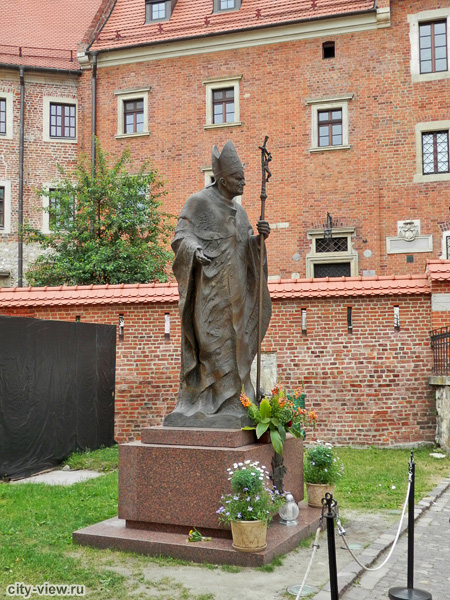 Памятник Иоанну Павлу II, Краков