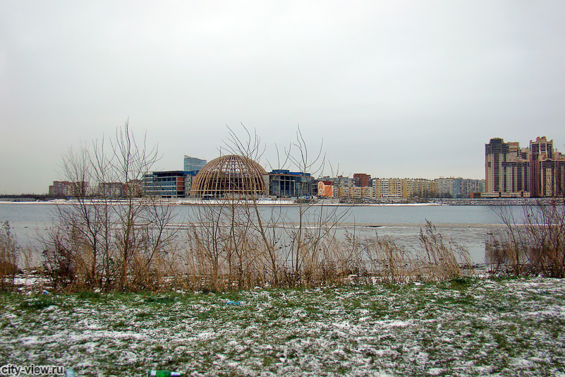 Парк 300-летия Петербурга, купол аквапарка
